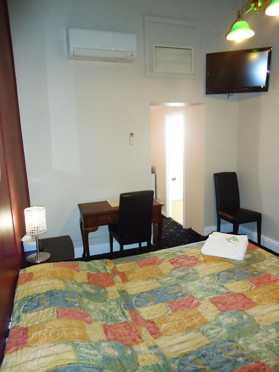 The Palace Hotel Kalgoorlie 3*