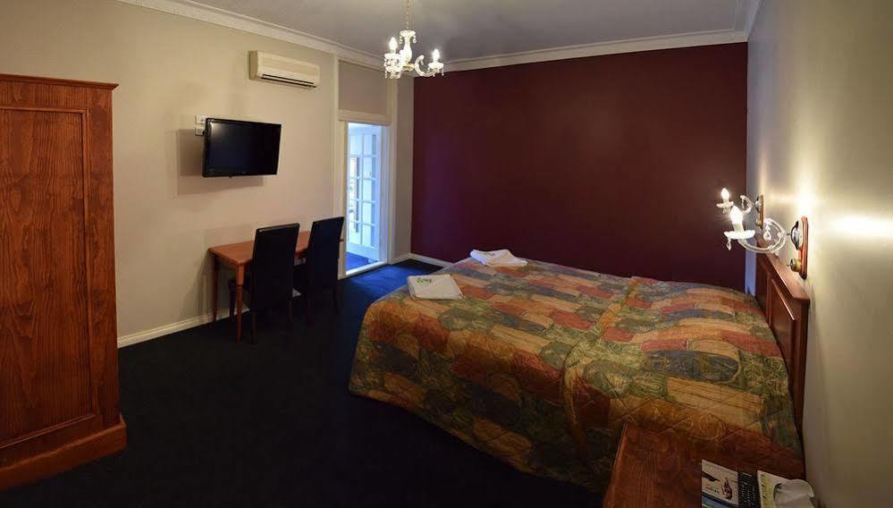 The Palace Hotel Kalgoorlie Hotel Kalgoorlie